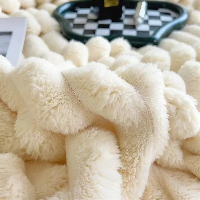 Rynx | NordiNest Plush Blanket