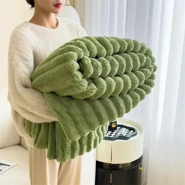 Rynx | LuxuraWrap Soft Plush Maxi Blanket