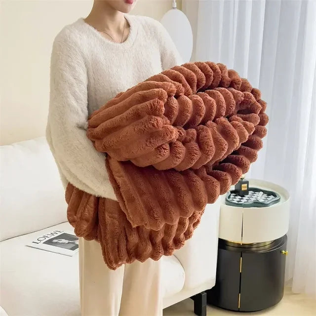 Rynx | LuxuraWrap Soft Plush Maxi Blanket