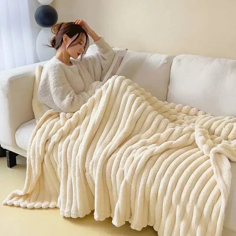 Rynx | LuxuraWrap Soft Plush Maxi Blanket