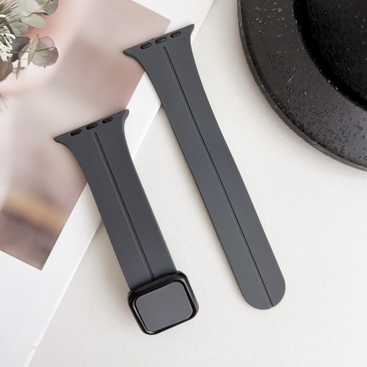 Rynx | For Apple Watch Series 8 45mm Magnetic Square Buckle Silicone Strap (Dark Gray)