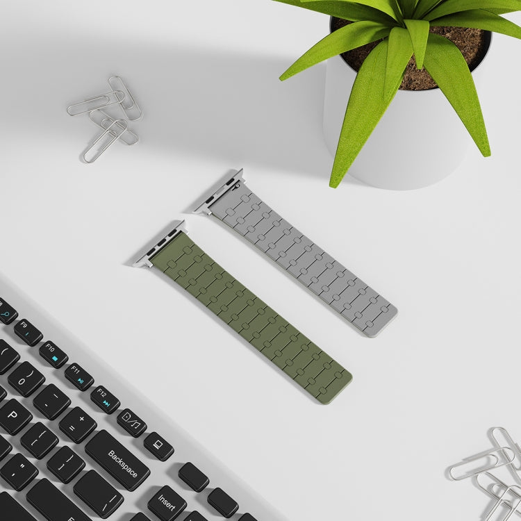 Rynx | For Apple Watch Series 4 44mm Two-Color Loop Magnetic Silicone Watch Strap (Green+Gray)