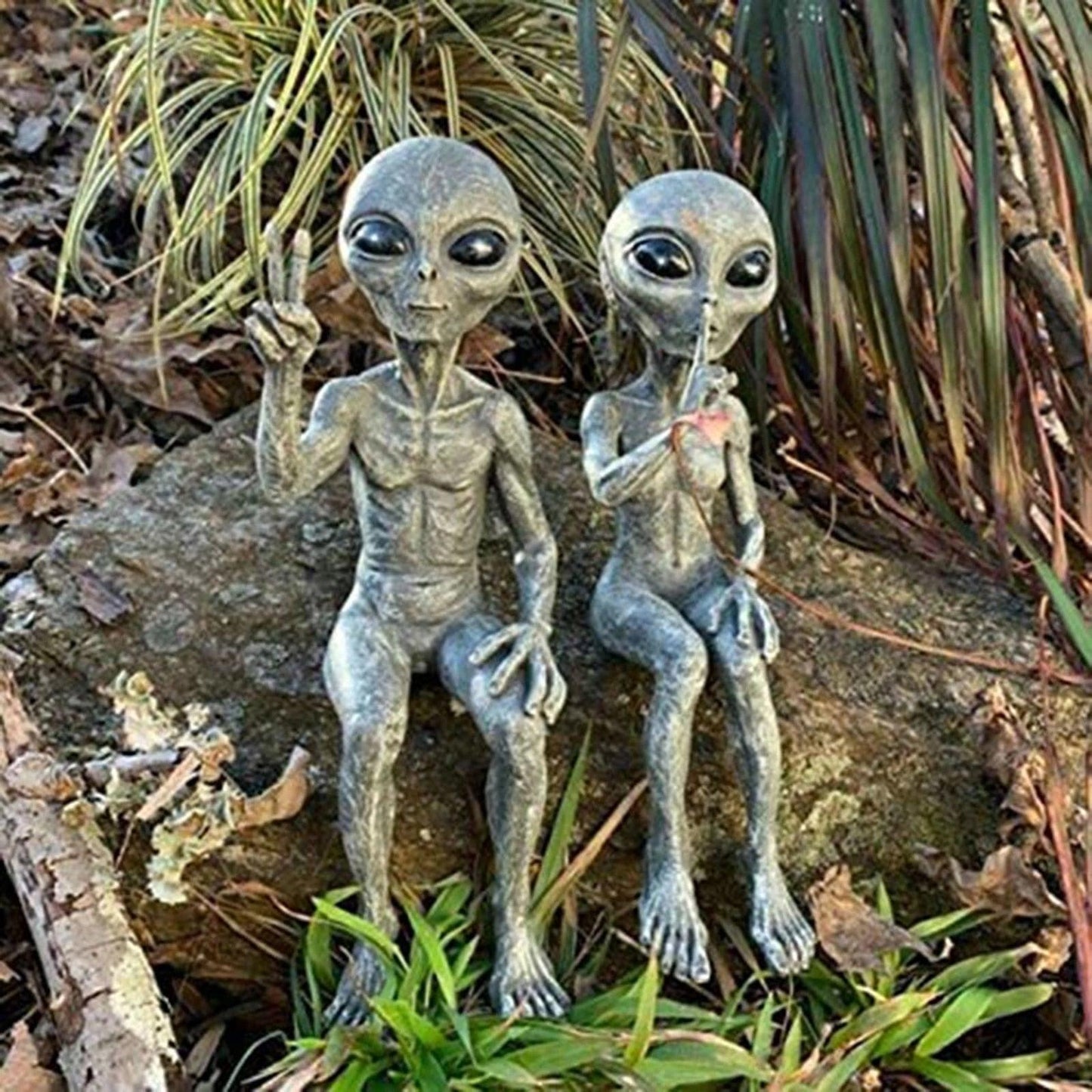 Rynx | Extraterrestrial Joy: Fantastic Alien Figures Garden Set