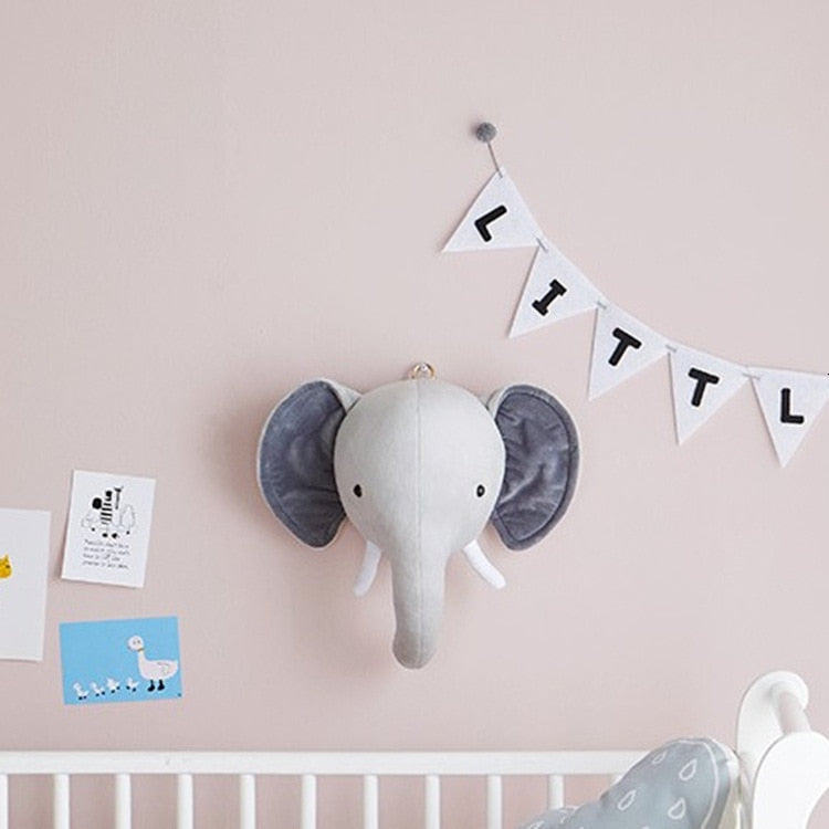 Rynx | Wall Hanging Elegance