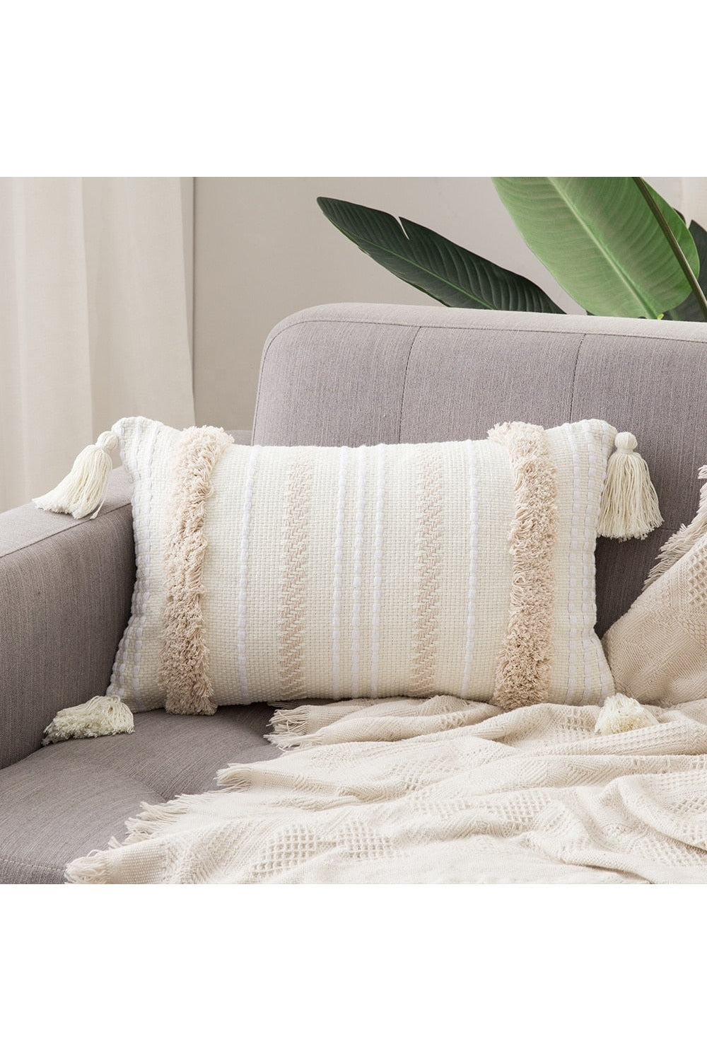 Rynx | tufted cushion cover