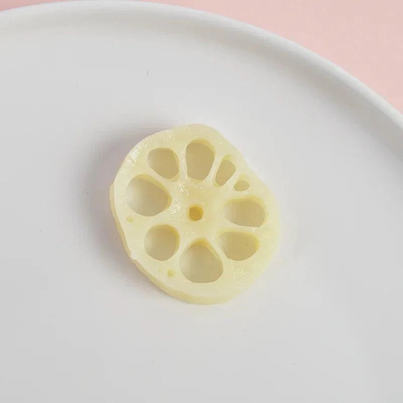 Rynx | Realistic Miniature Steak Replica for Dollhouses – Perfect Fake Food Props for Creative Play and Photography