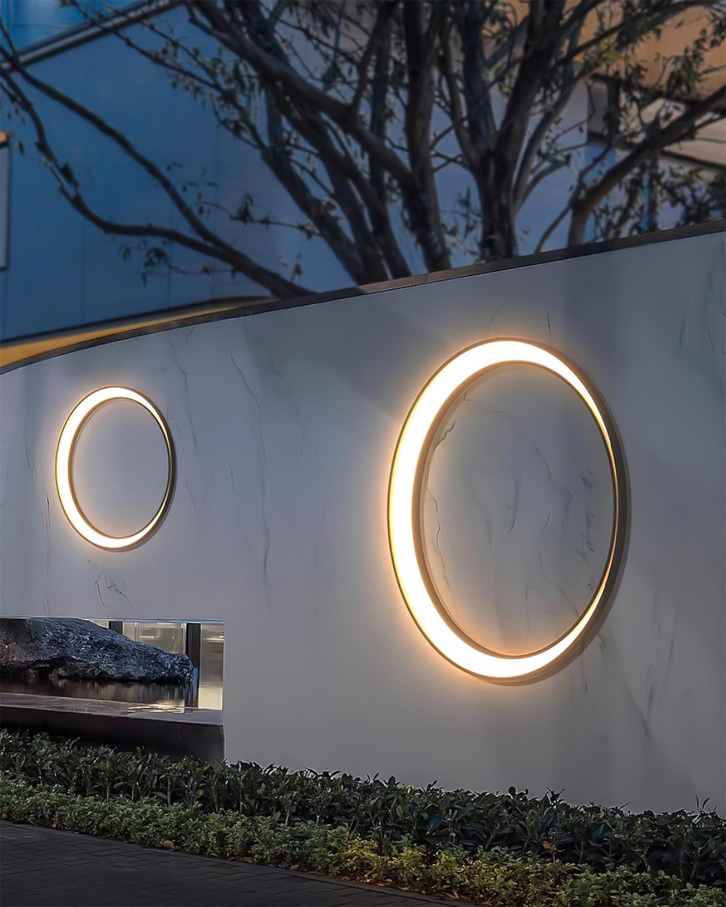 Rynx | Half Moon Outdoor Wall Lamp