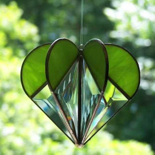 Rynx | RadiantHearts - Handcrafted heart decorations made of colorful glass