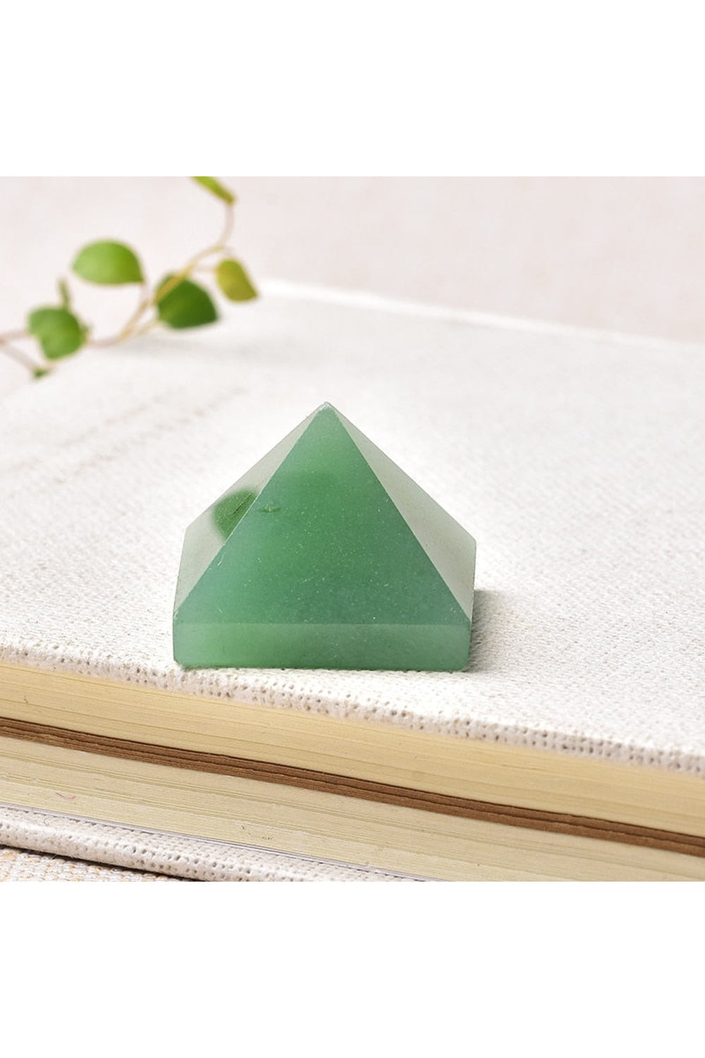 Rynx | Healing Crystal Pyramid