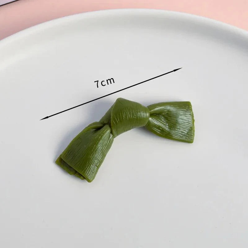Rynx | Realistic Miniature Steak Replica for Dollhouses – Perfect Fake Food Props for Creative Play and Photography