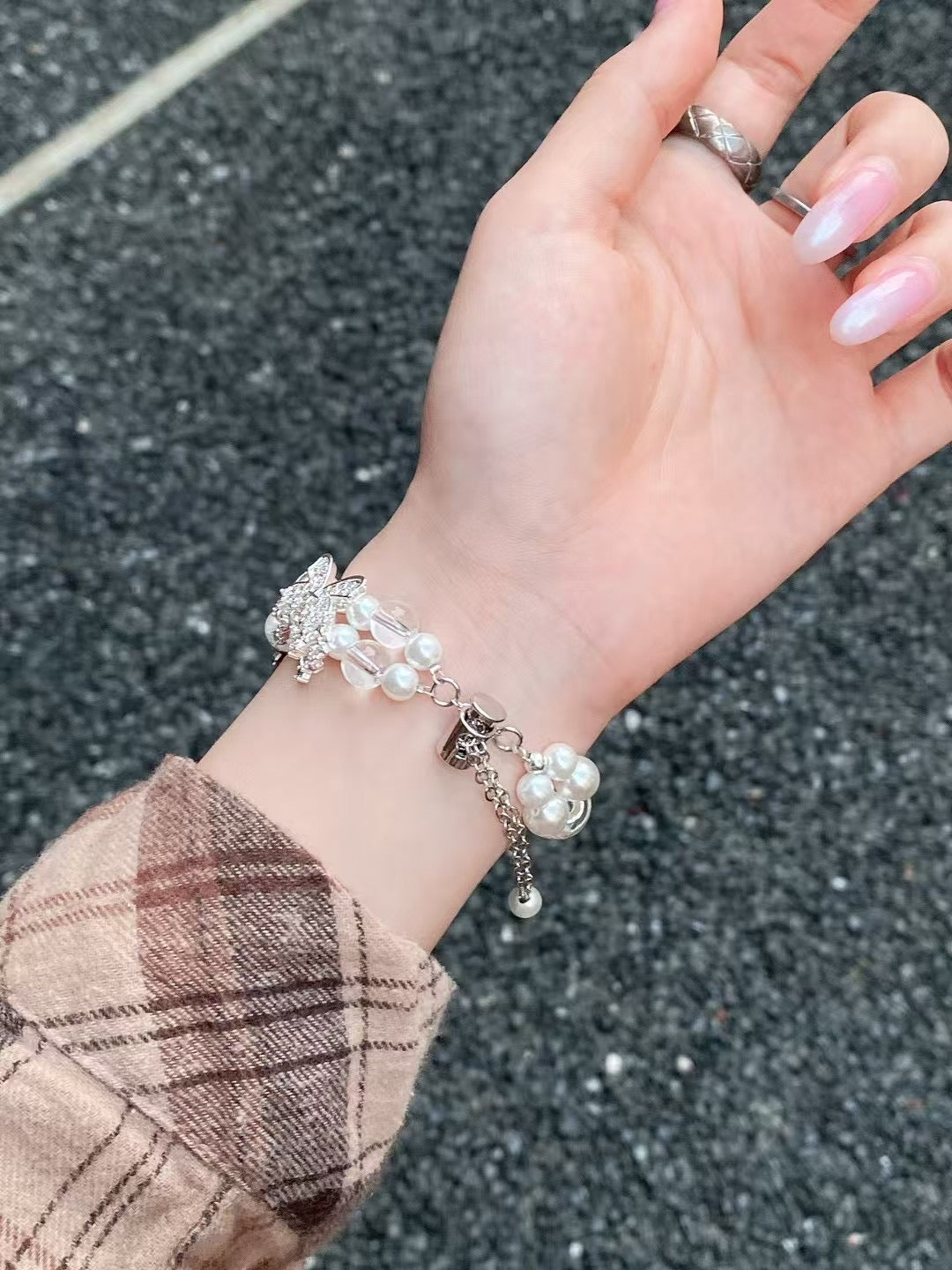 Rynx | Elegant Pearl Butterfly iWatch Band – Rose Quartz Pearl iWatch Strap with Adjustable Chain & Crystal Pendant