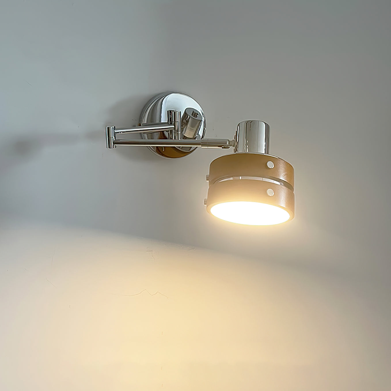 Rynx | Karry Adjustable Wall Lamp