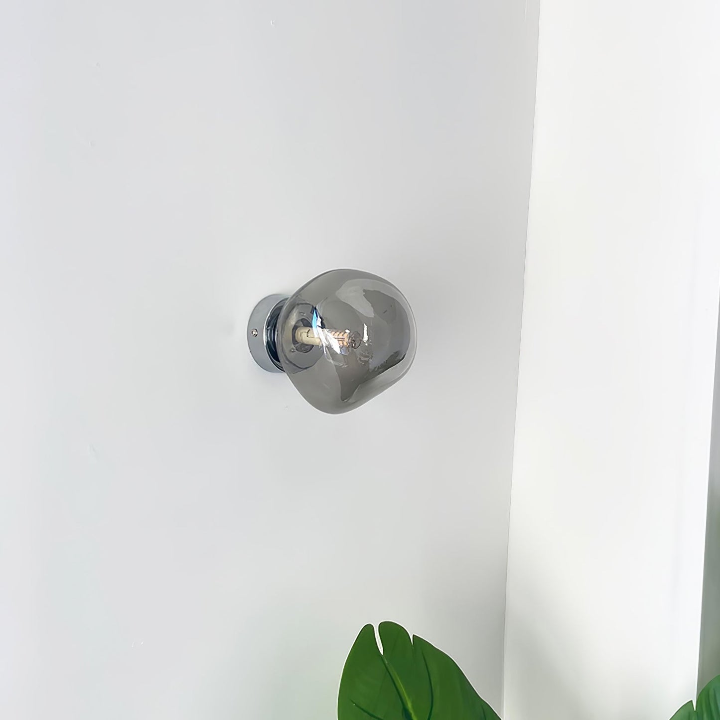 Rynx | Lava Wall Lamp