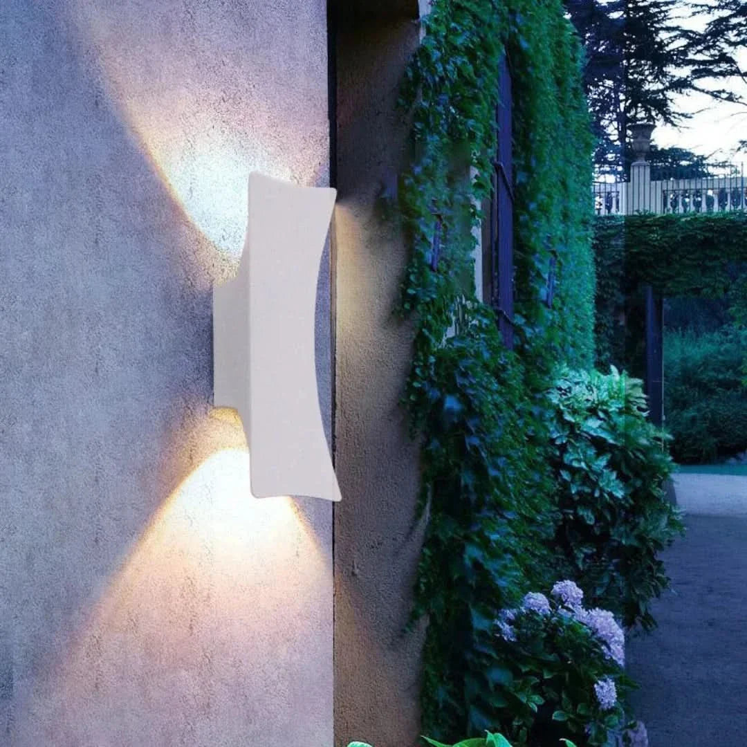 Rynx | Metromod - Minimalist Outdoor Wall Lamps