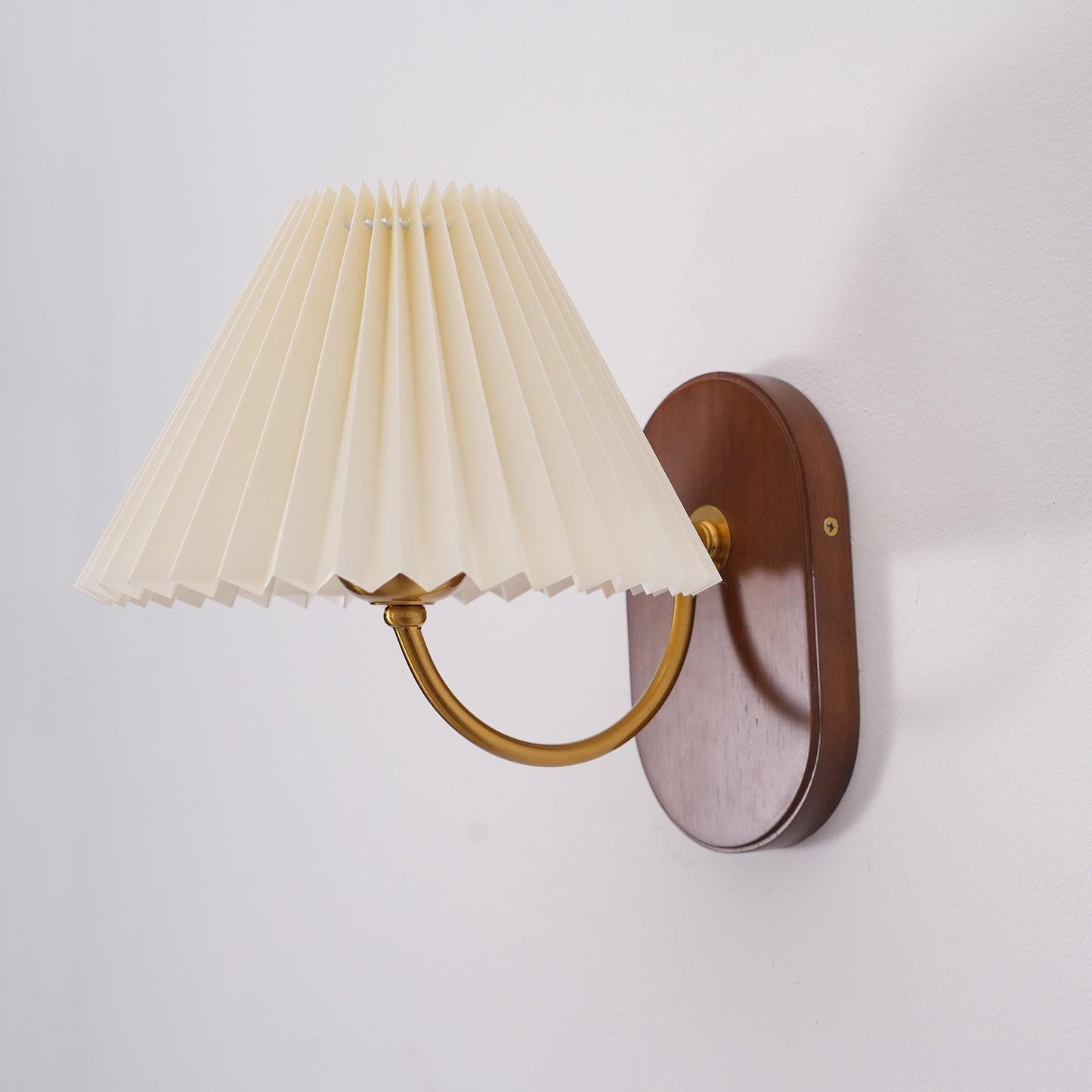 Rynx | Louise Wall Lamp