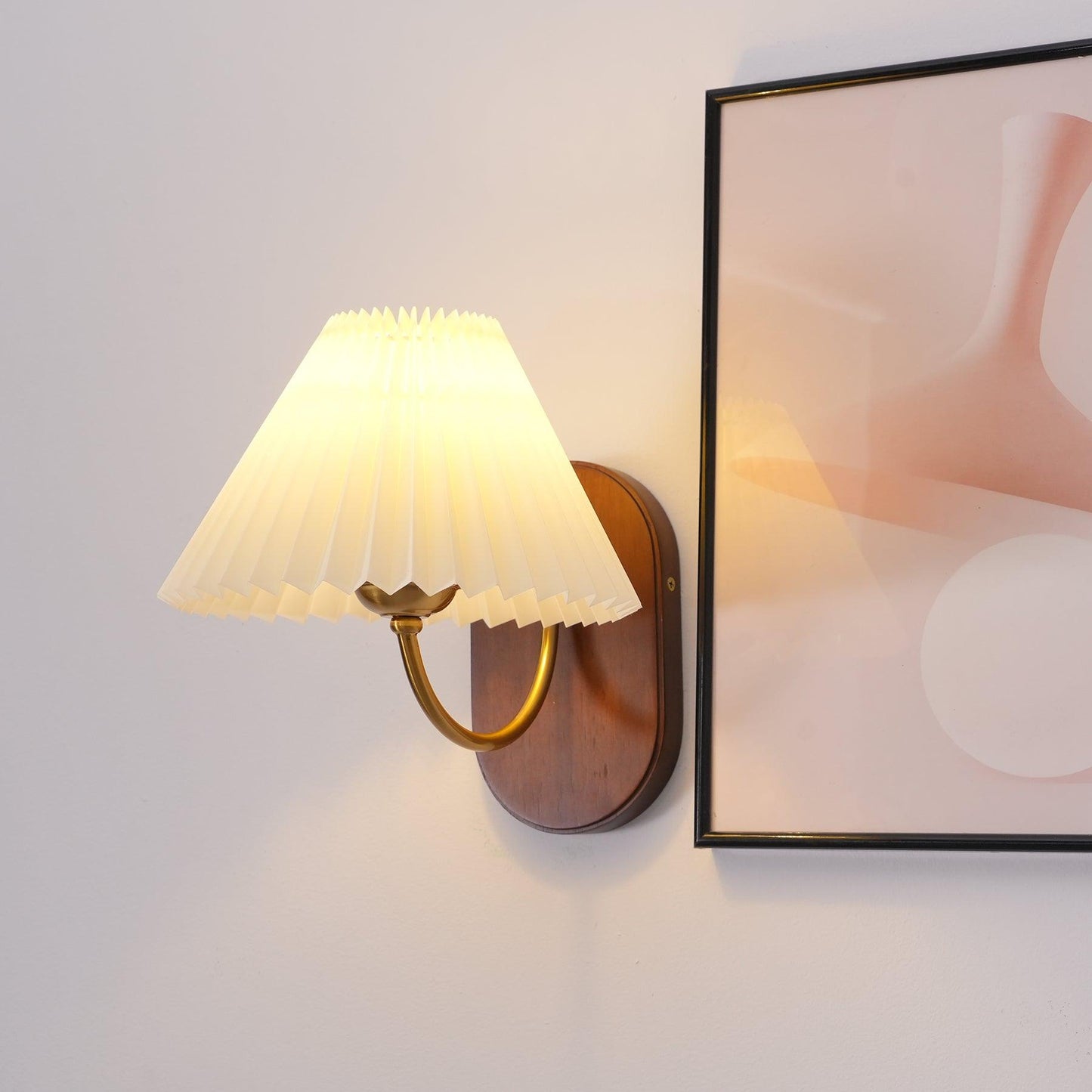 Rynx | Louise Wall Lamp