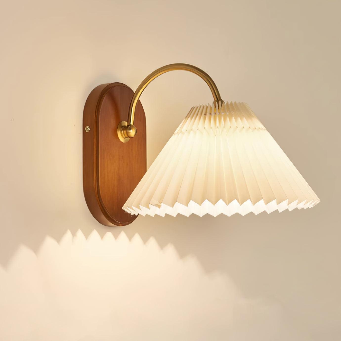 Rynx | Louise Wall Lamp
