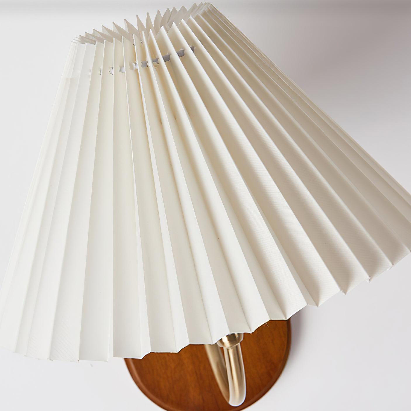 Rynx | Louise Wall Lamp