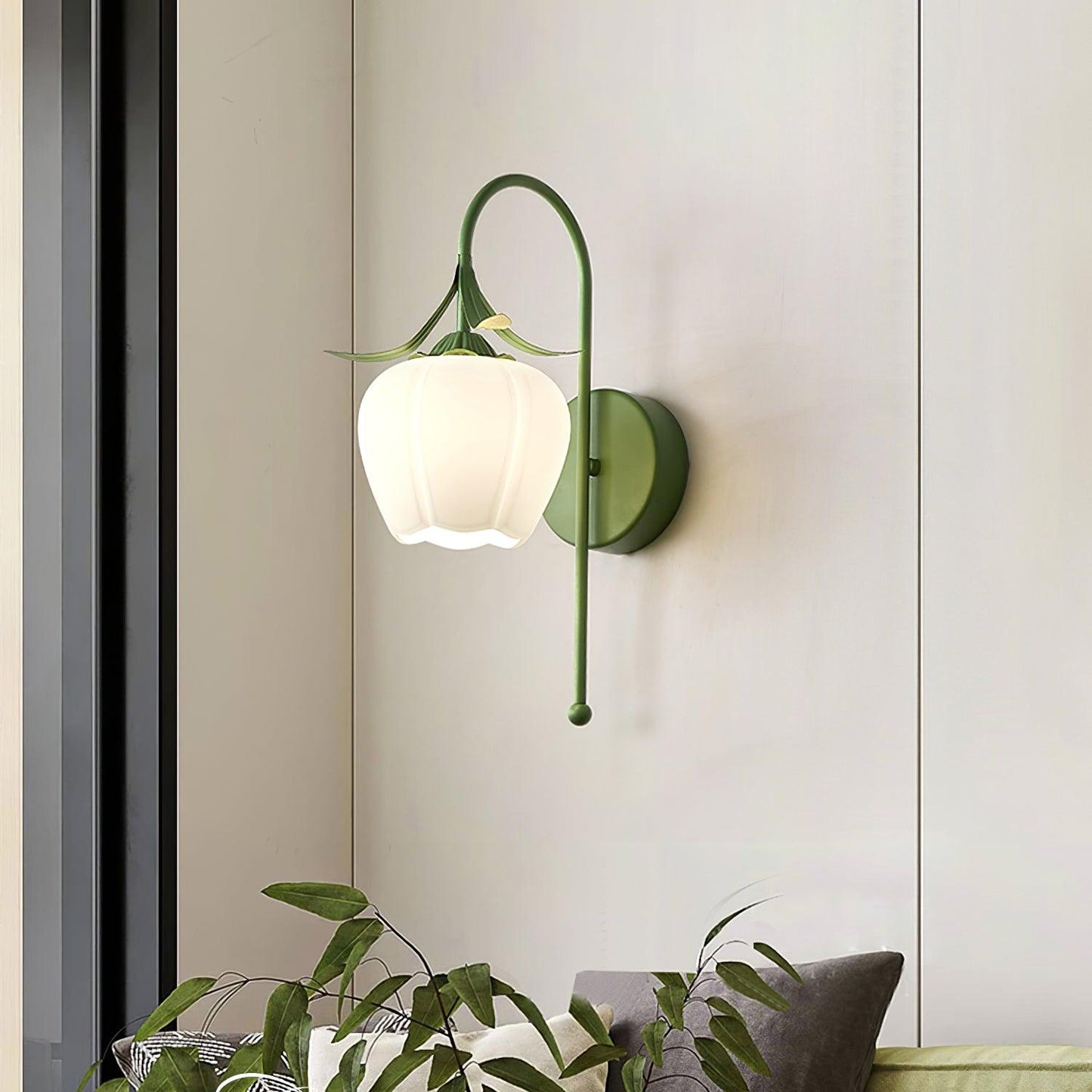 Rynx | Luna Flower Wall Lamp