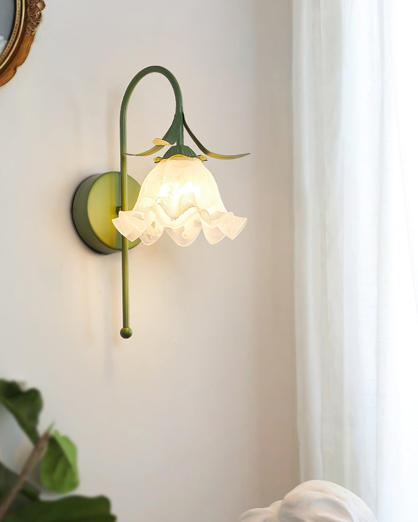 Rynx | Luna Flower Wall Lamp