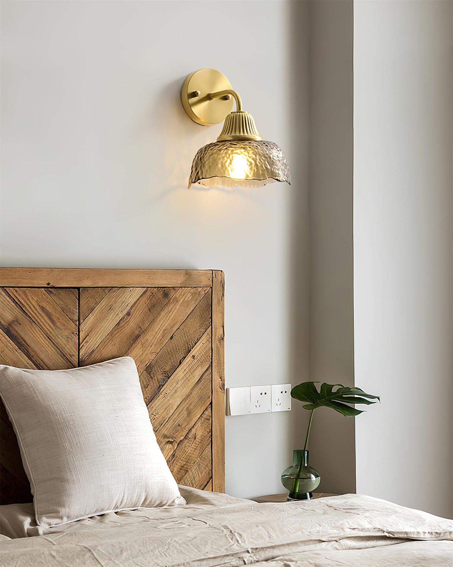 Rynx | Lunara Wall Lamp