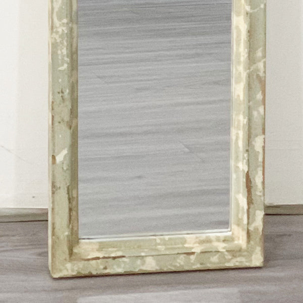 Rynx | Antique inspired high wavy wooden frame mirror