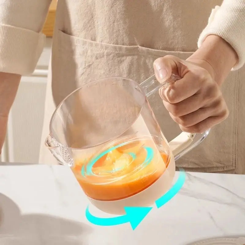 Rynx | Multifunctional Mixing Cup for Eggs – Manual Press with Measuring & Filtering Function