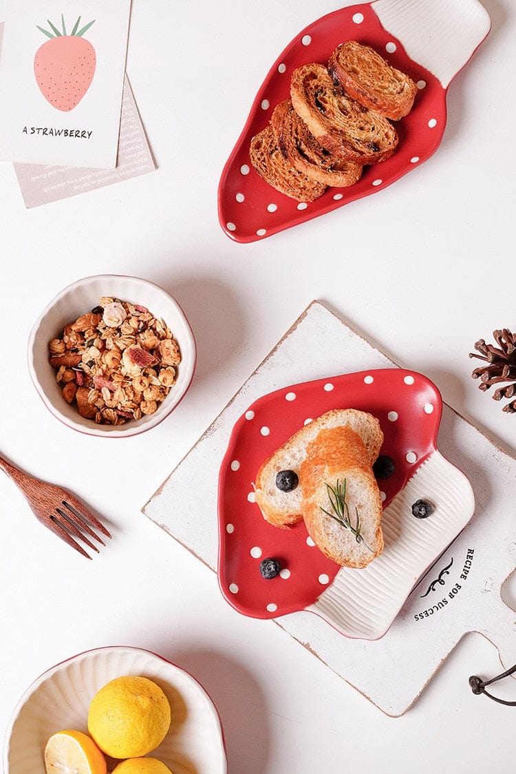 Rynx | Mushroom Shaped Plates