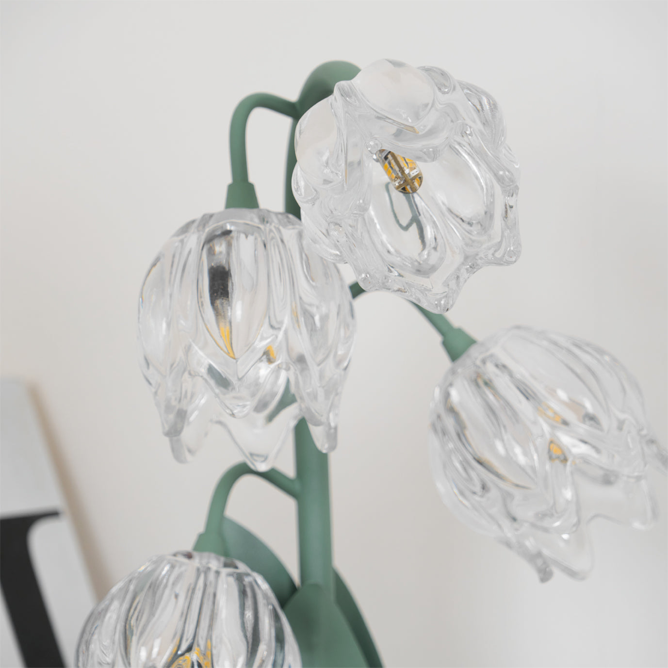 Rynx | Niya Green Table Lamp