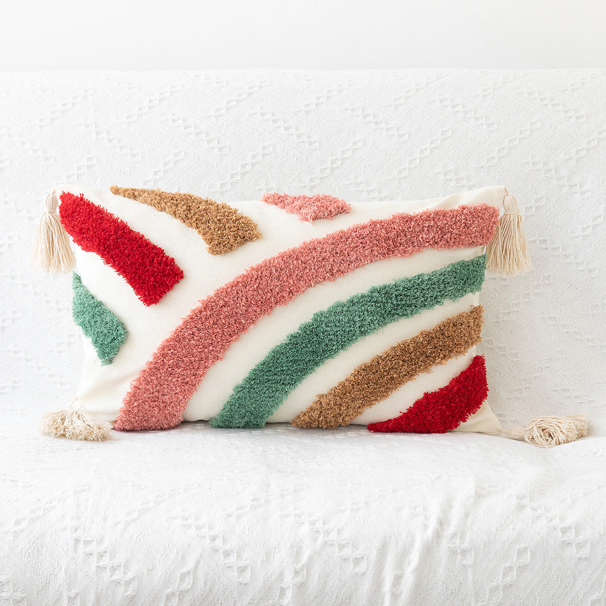 Rynx | Tufted colored red pillowcase handwoven craftsmanship throw pillow home sofa pillow