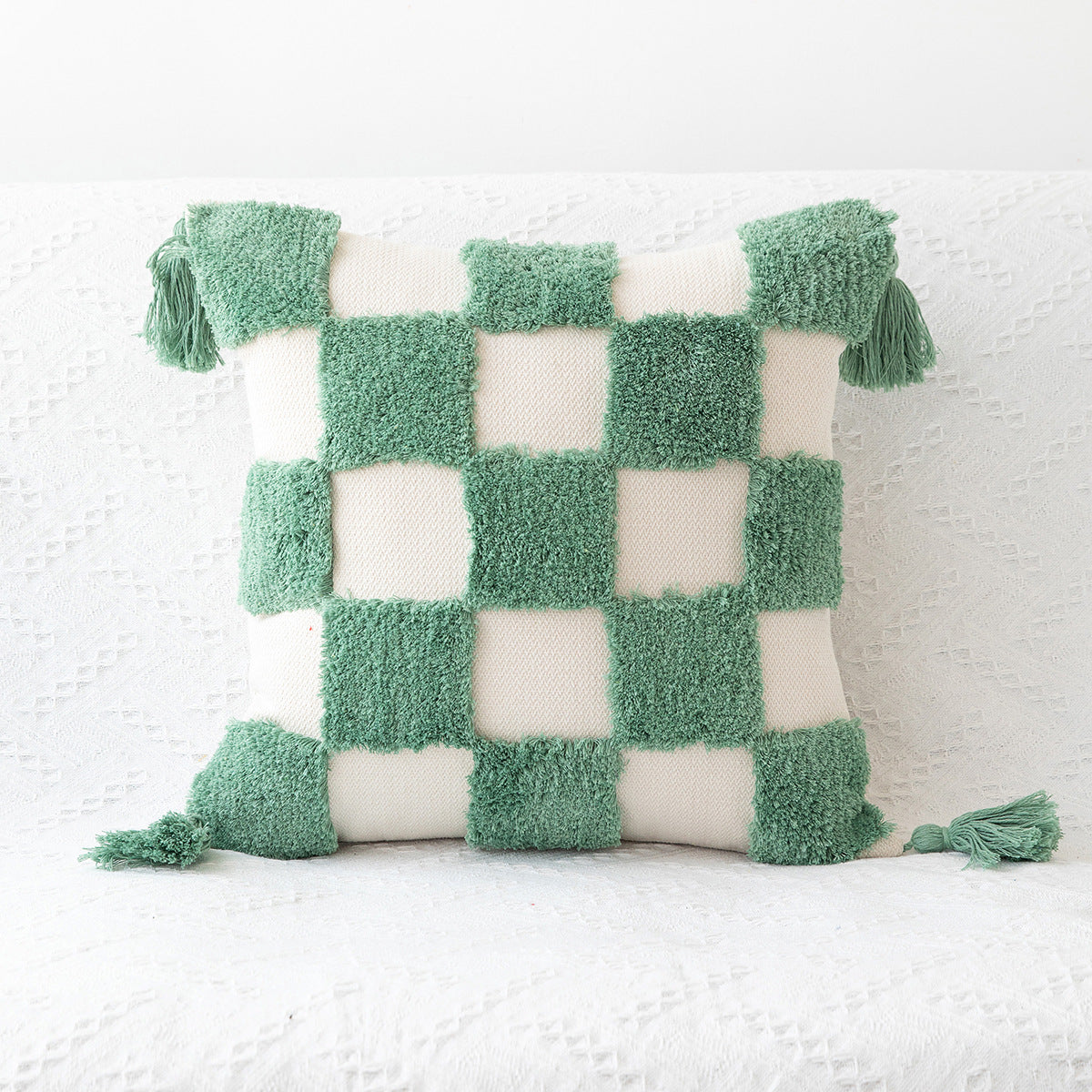 Rynx | Tufted colored red pillowcase handwoven craftsmanship throw pillow home sofa pillow