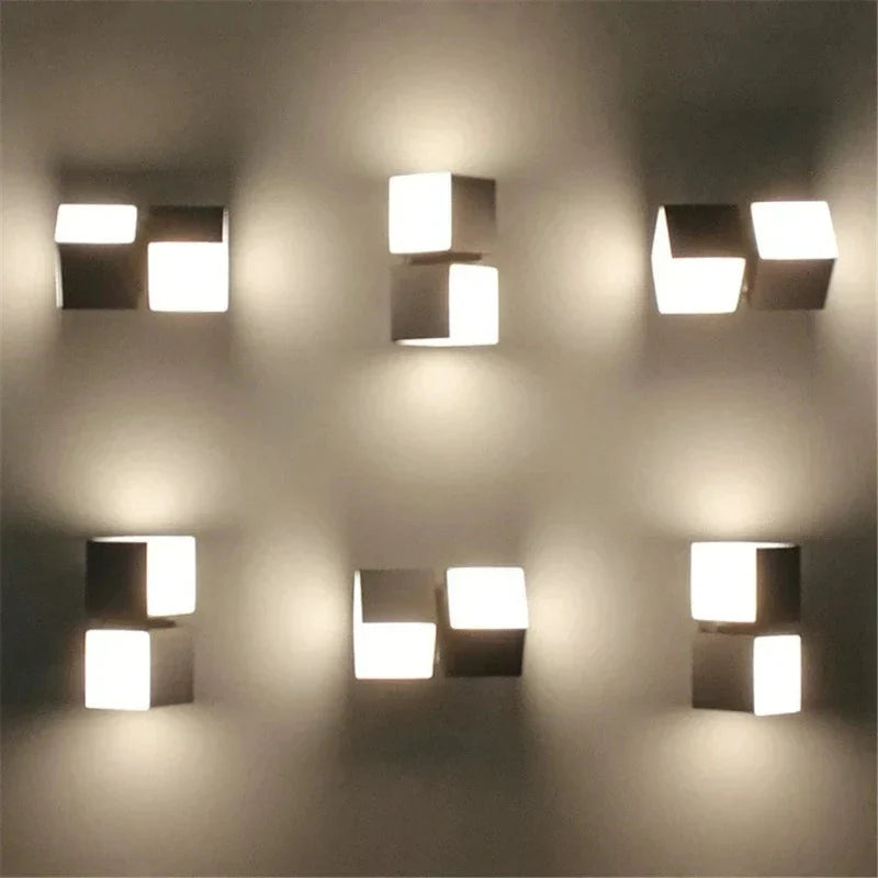 Rynx | LichtStijl - LED Outdoor Wall Lamp for Modern Gardens