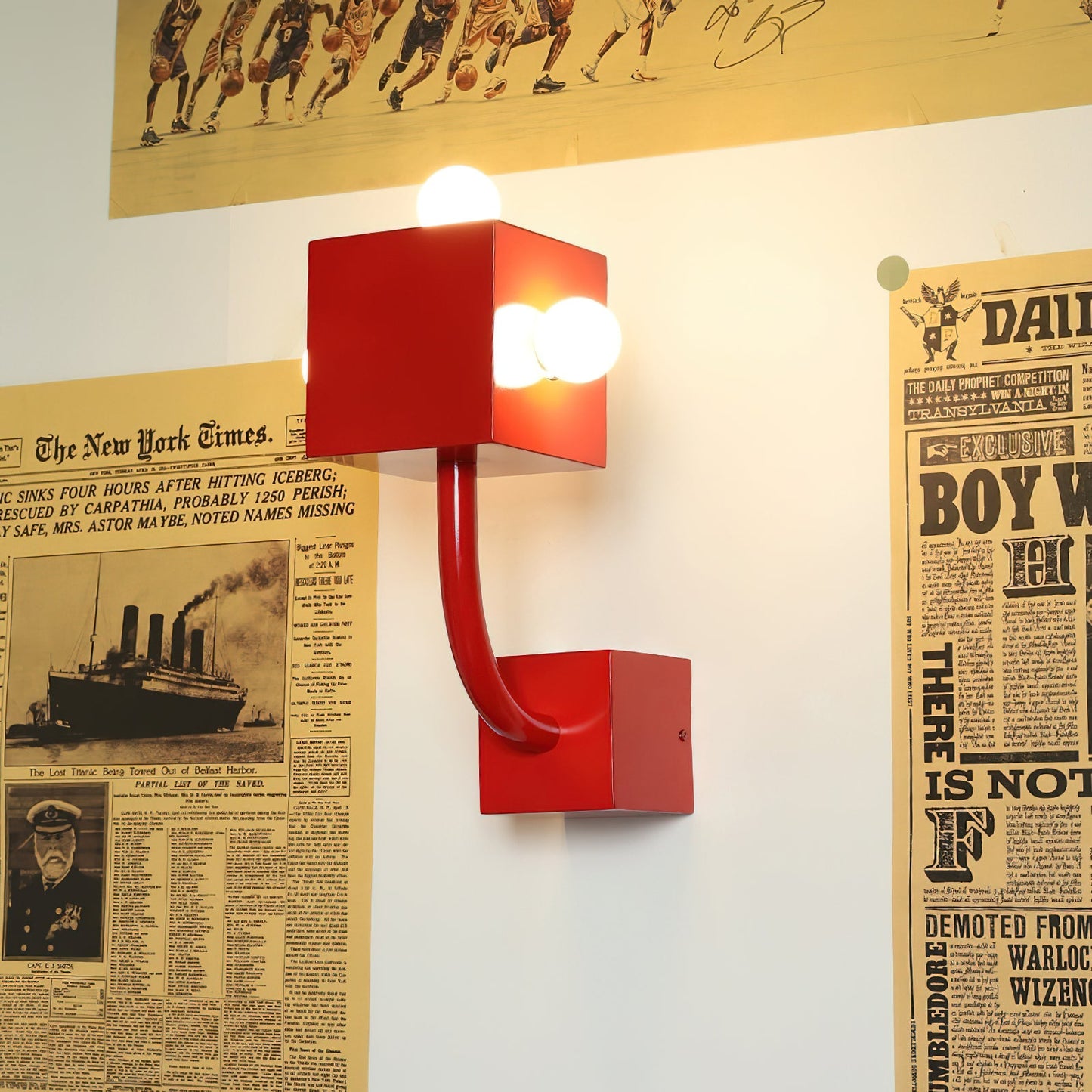 Rynx | Red Cube Wall Lamp