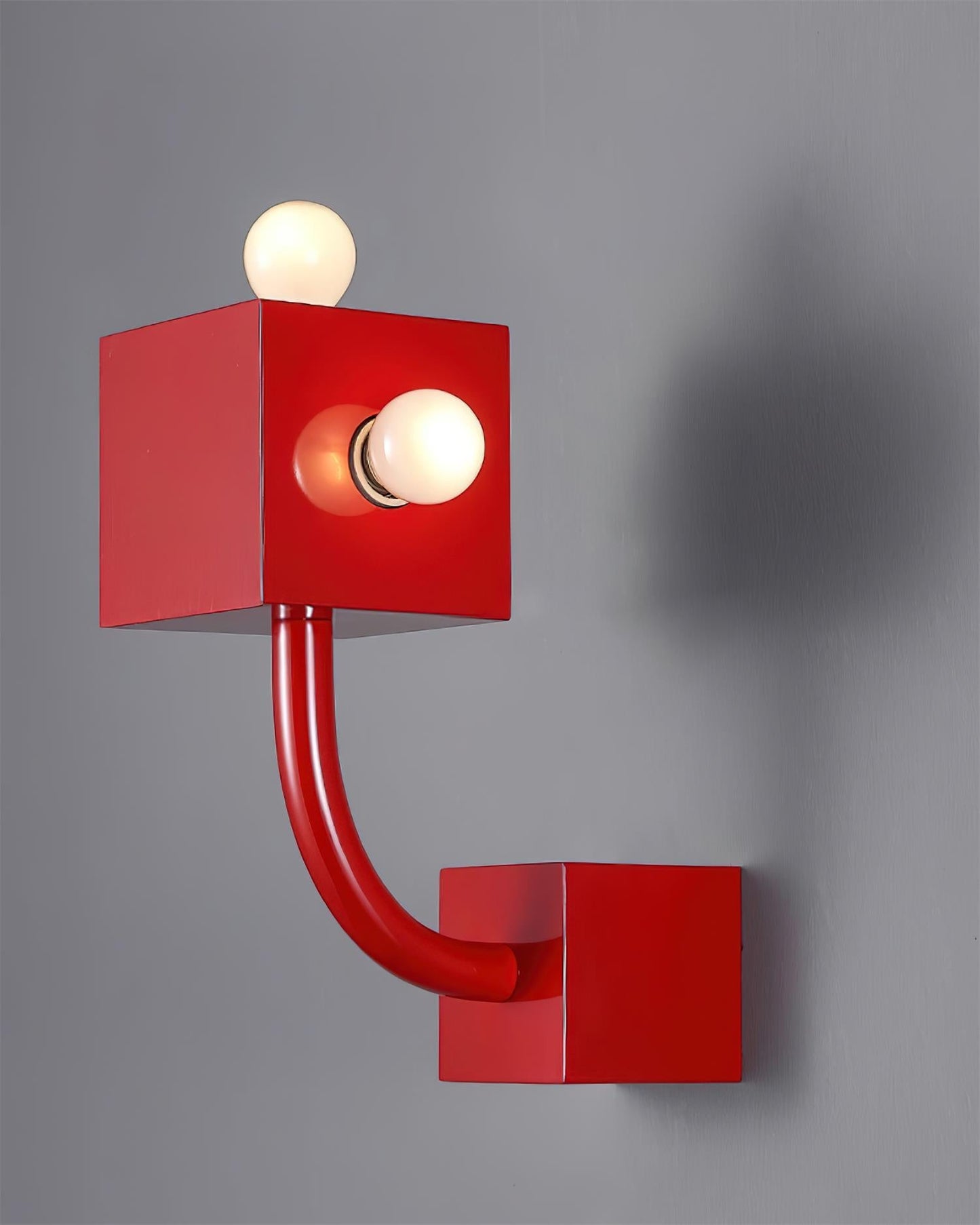 Rynx | Red Cube Wall Lamp
