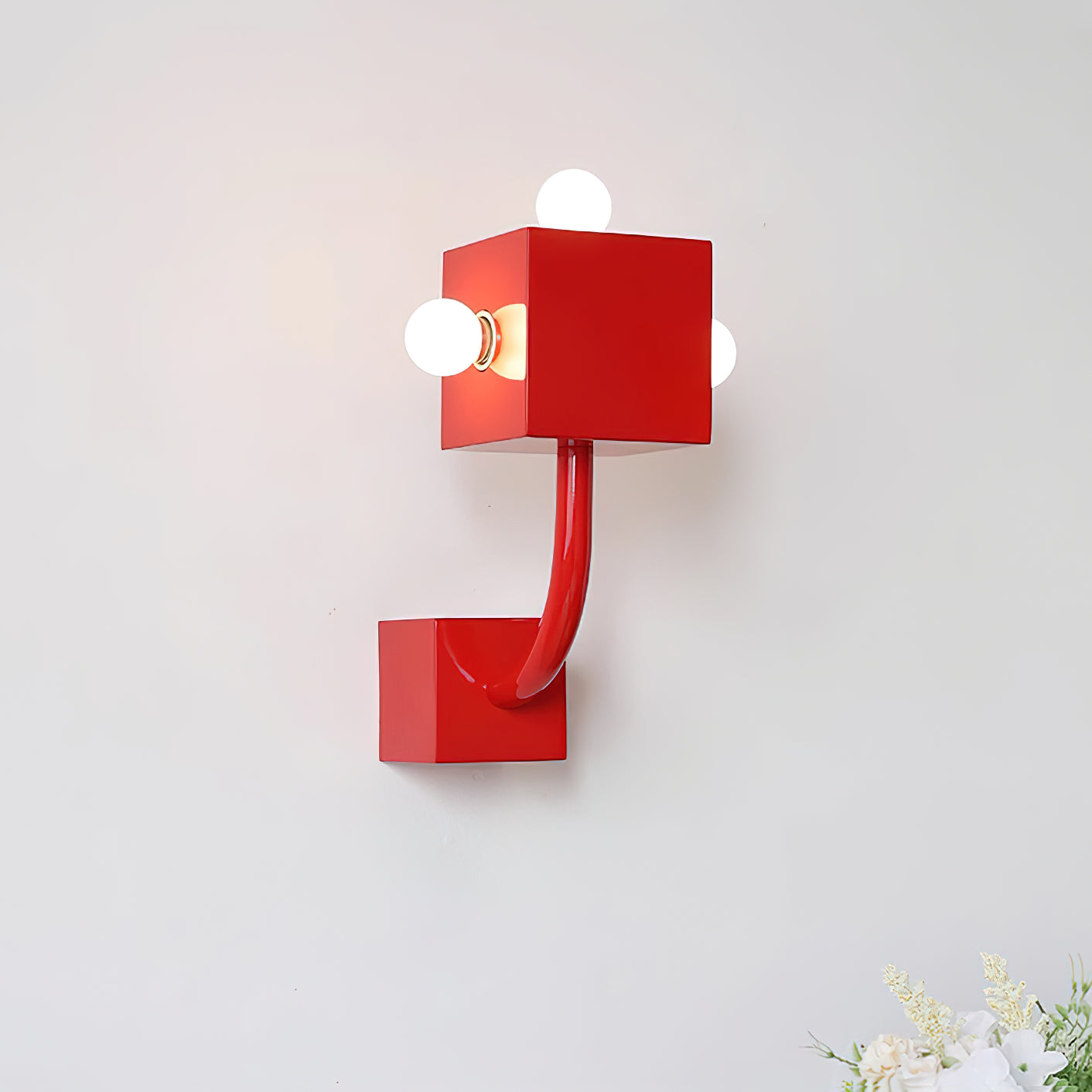 Rynx | Red Cube Wall Lamp
