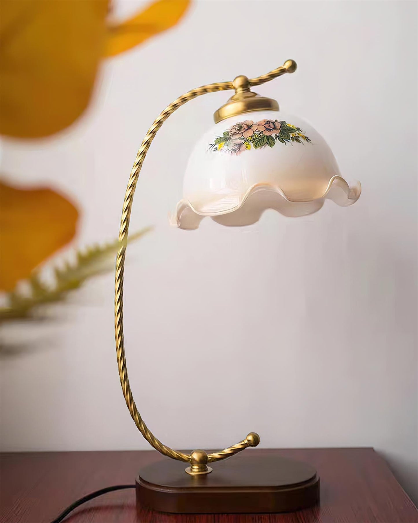 Rynx | Retro Keya Table Lamp