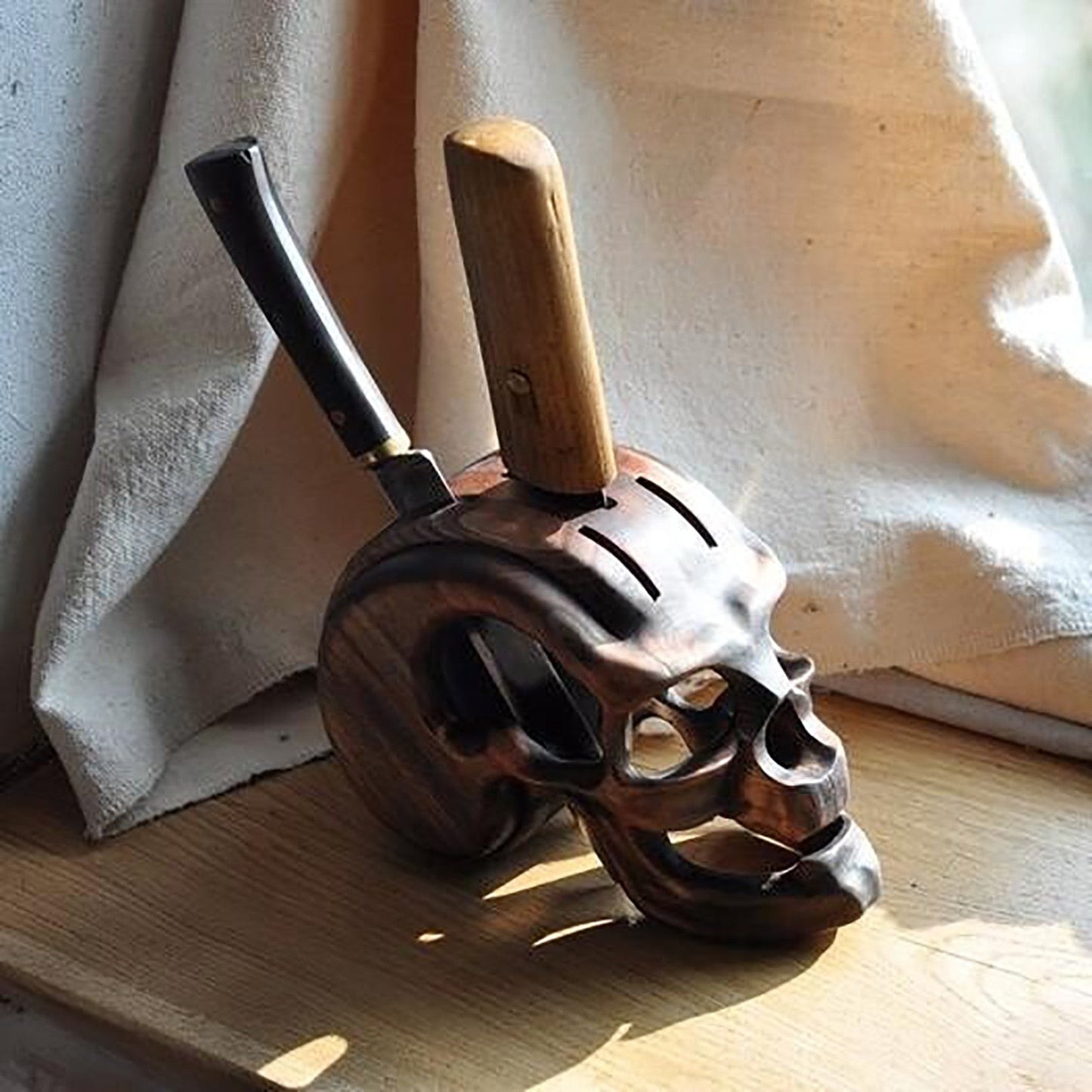 Rynx | Skull Knife Holder