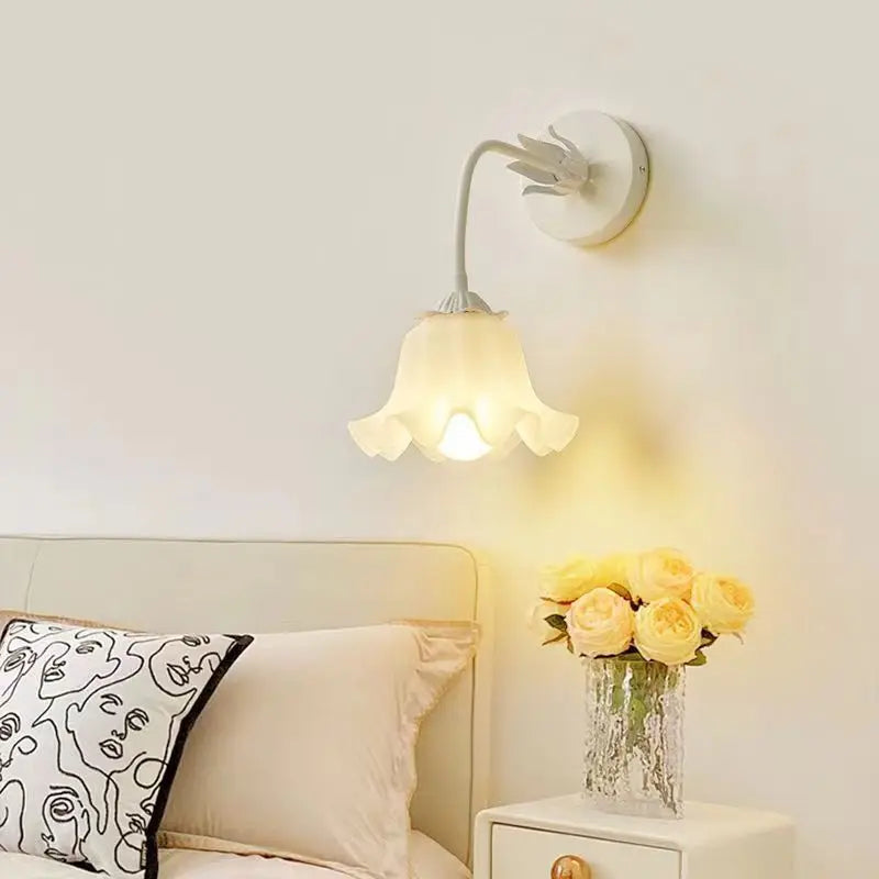 Rynx | FrenchBloom - Wall lamp Bedroom With Floral Design