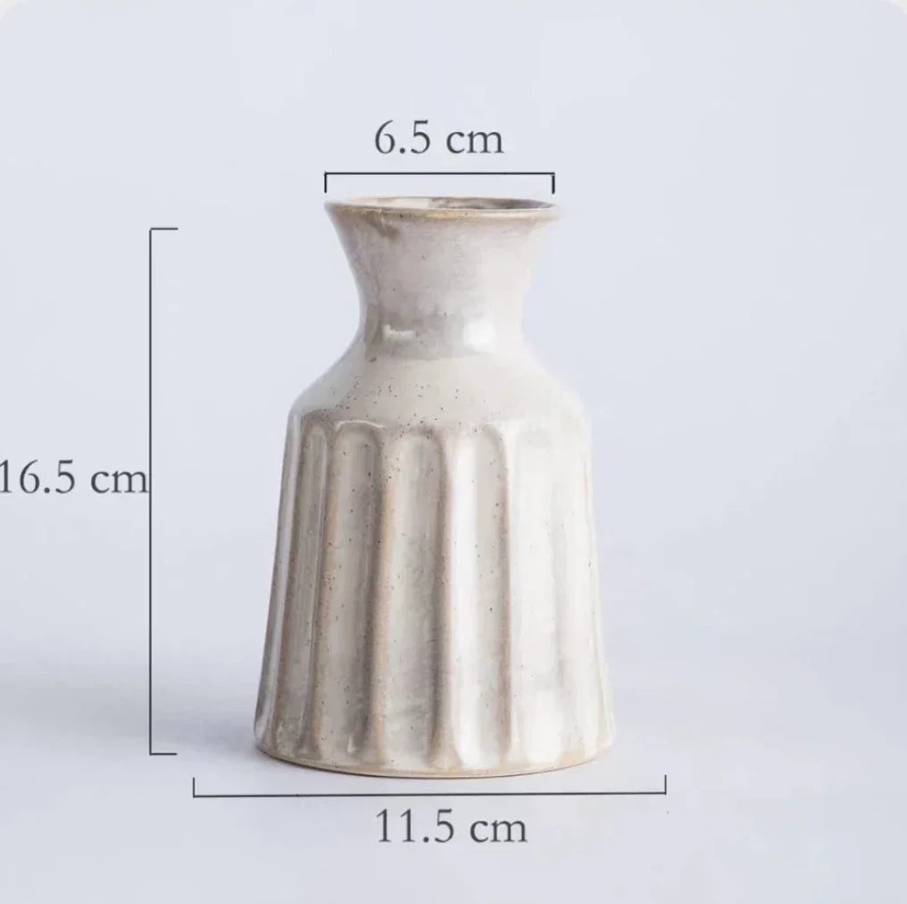 Rynx | Relief Ceramic Vase European Retro Vase Living Room Desk Decoration Ornaments Flower Vases Dried Flower Arrangement Container