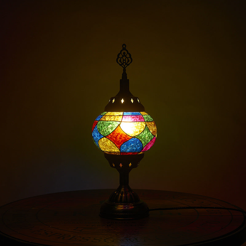 Rynx | Glomera Tiffany Table Lamp | Oval Design | Romantic Lighting | For Bedrooms & Living Spaces