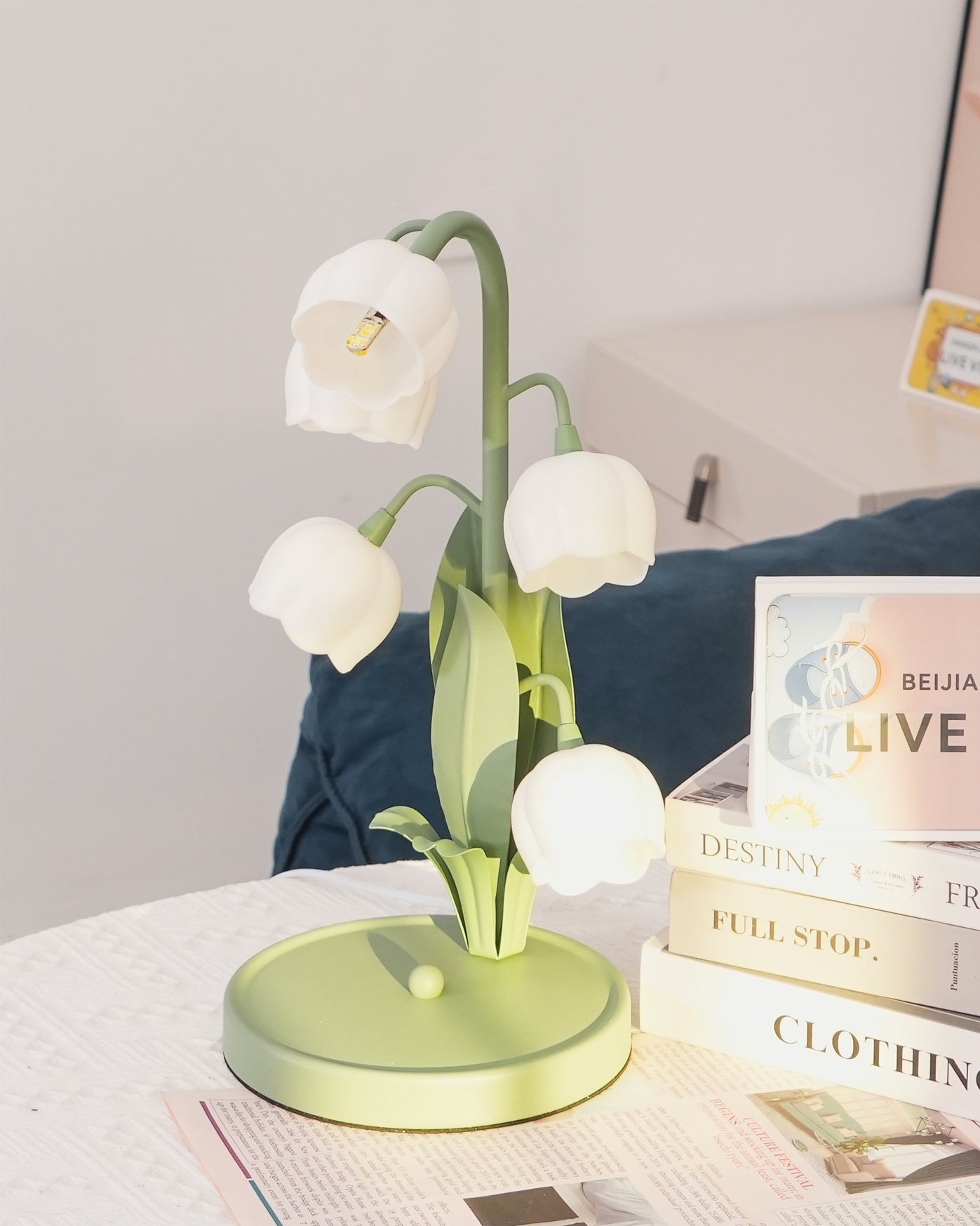 Rynx | Sara Orchid Table Lamp