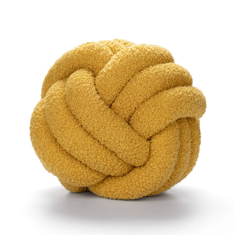 Rynx | Throw Pillow - Cozy - Hand-knotted Ball - Sheepskin