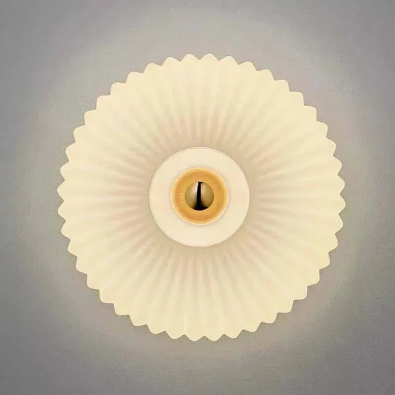 Rynx | Radiant modern glass wall lamp