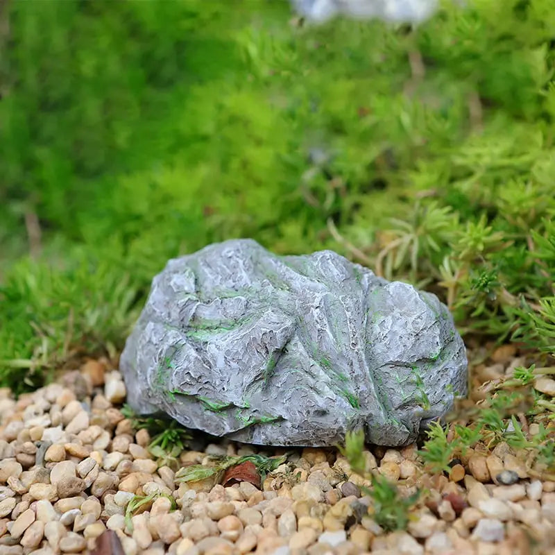 Rynx | Stone Key Hideaway – Discreet, weatherproof & ideal for the garden