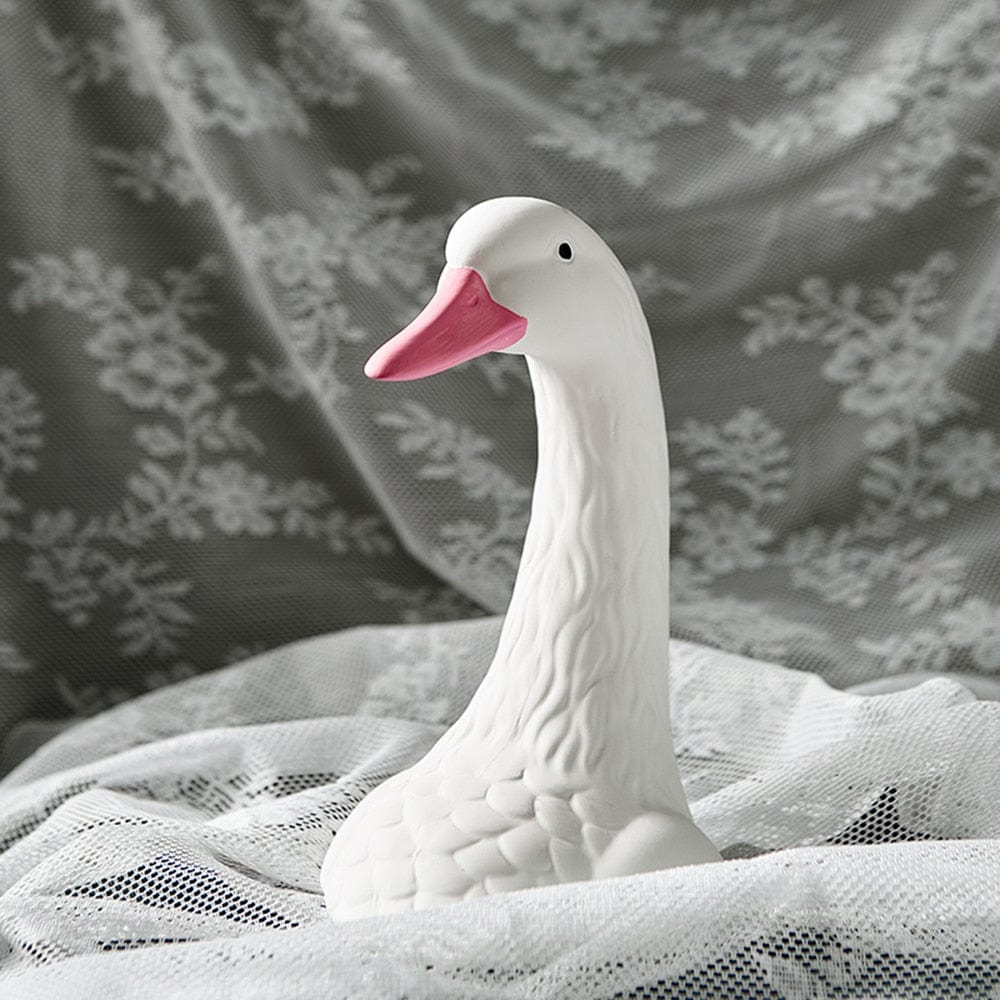 Rynx | Swan Head Vase