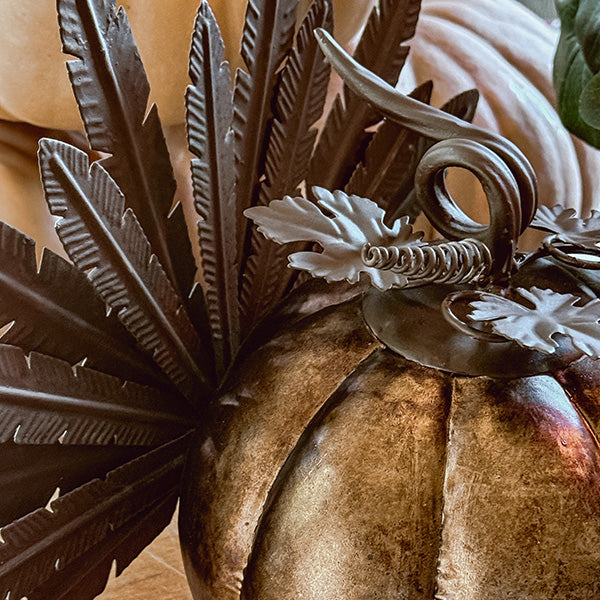 Rynx | Rustic galvanized metal pumpkin turkey