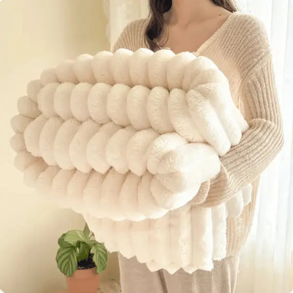 Rynx | Ultra-soft flannel milk velvet blanket for cozy warmth