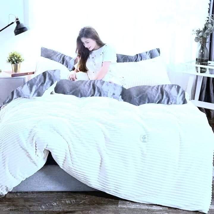 Rynx | Velvet cushion covers sets including 2 cushion covers and a sheet