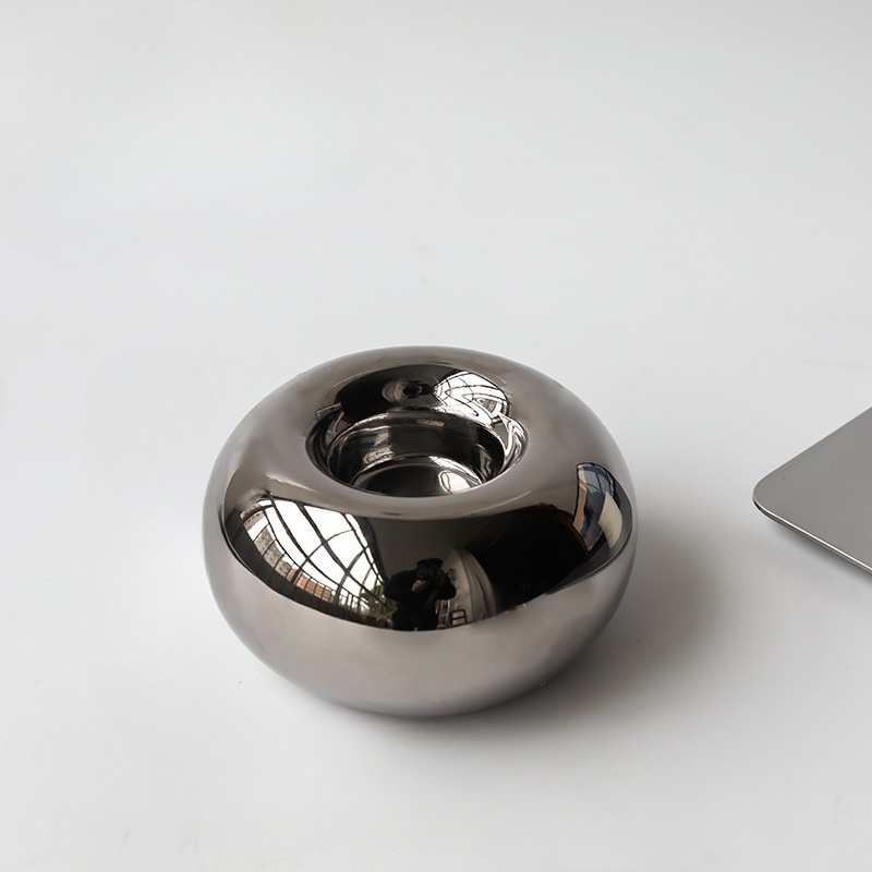 Rynx | Xylo St candle holder