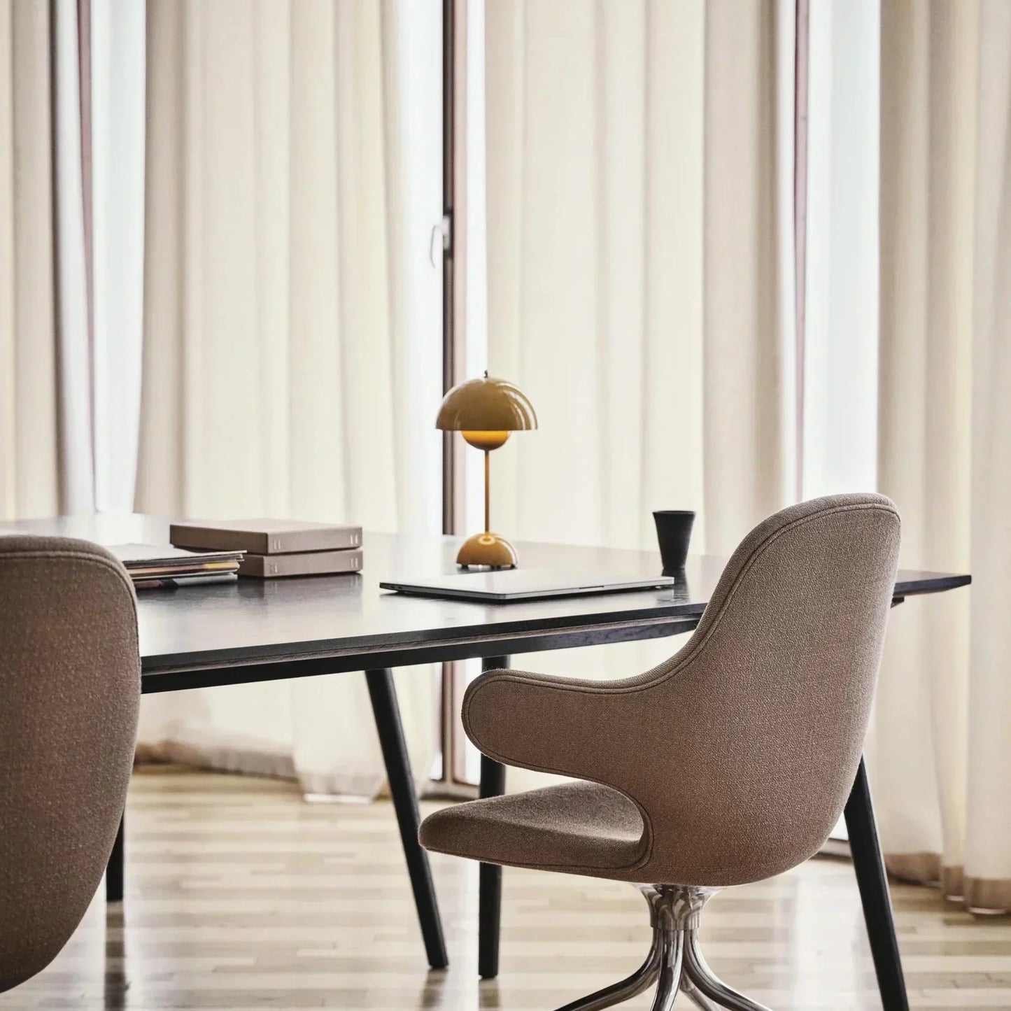 RYNX | Stylish Led Table Lamp With Dimming Function